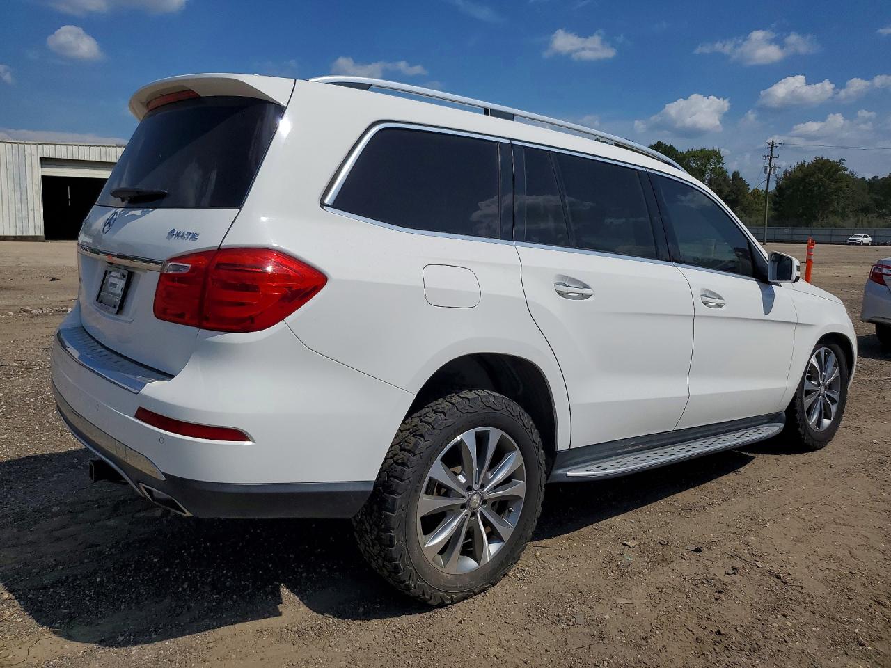 2014 Mercedes-benz Gl 450 4matic White vin: 4JGDF7CE9EA332273