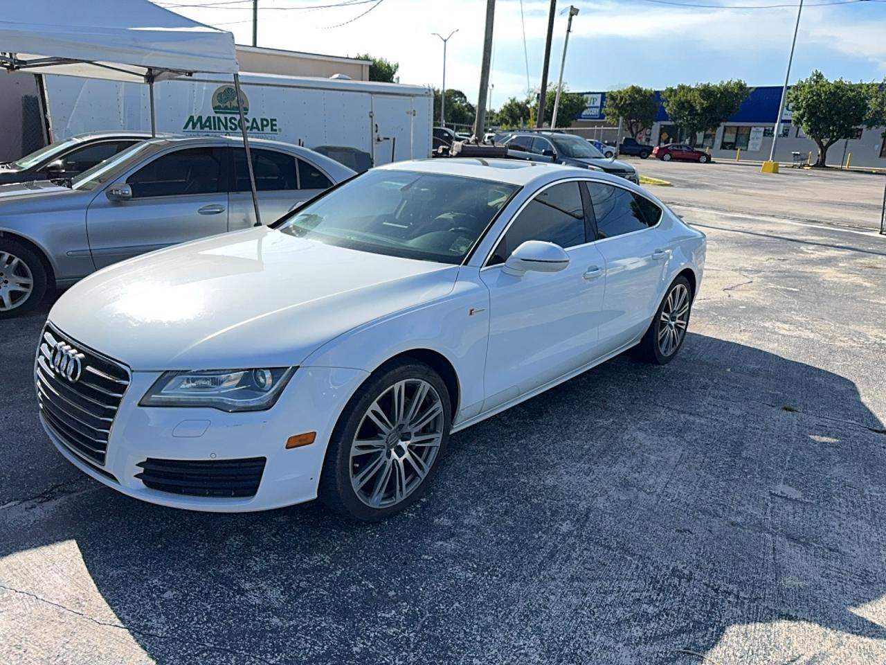 2014 Audi A7 Premium Plus White vin: WAUWGAFC1EN030242