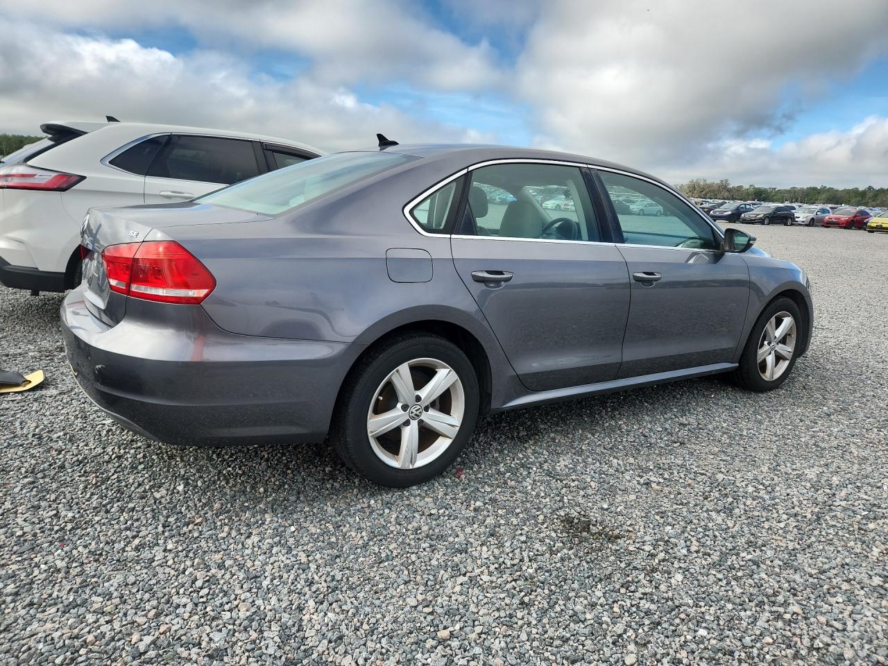 2012 Volkswagen Passat Se Gray vin: 1VWBH7A32CC031916