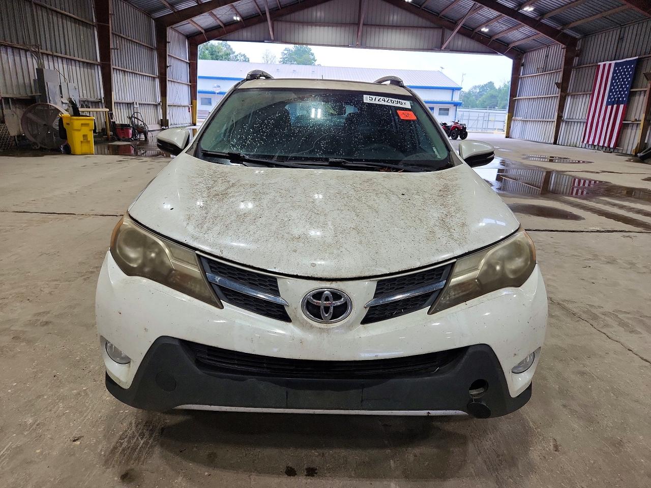 2013 Toyota Rav4 Limited White vin: 2T3YFREV4DW009179