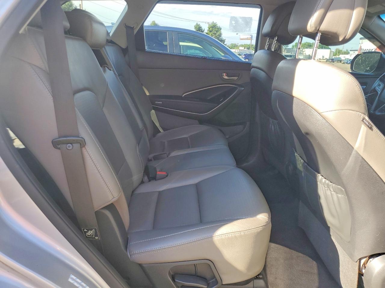 2014 Hyundai Santa Fe Gls Серебряный vin: KM8SNDHF2EU047360