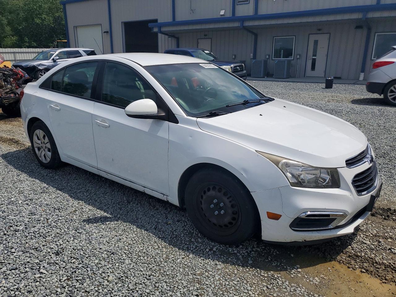 2015 Chevrolet Cruze Ls White vin: 1G1PA5SH7F7292525