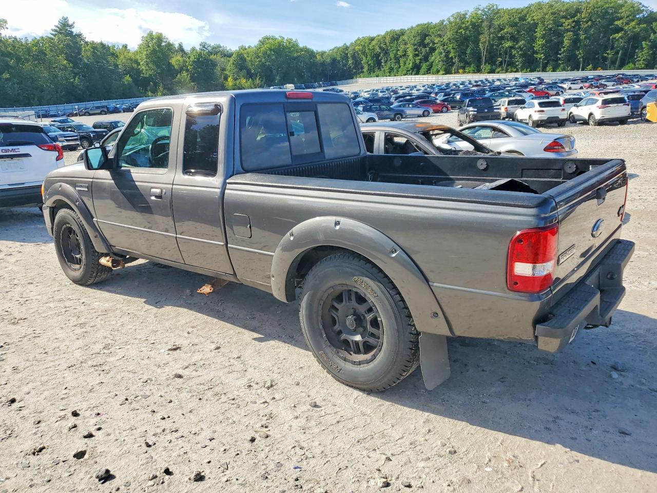 2011 Ford Ranger Super Cab Gray vin: 1FTLR4FE4BPA58331