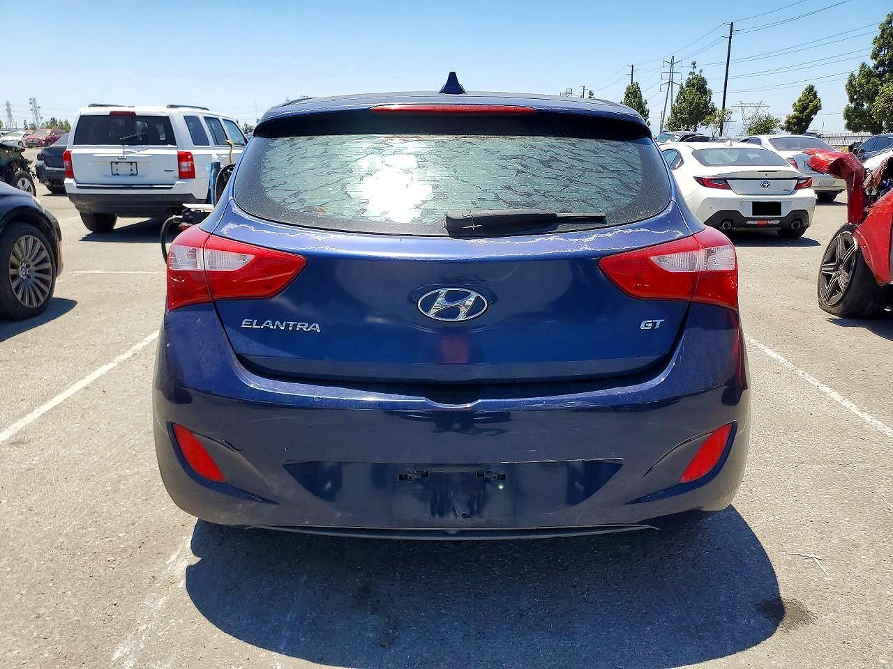 2013 Hyundai Elantra Gt Base Blue vin: KMHD35LE1DU089004