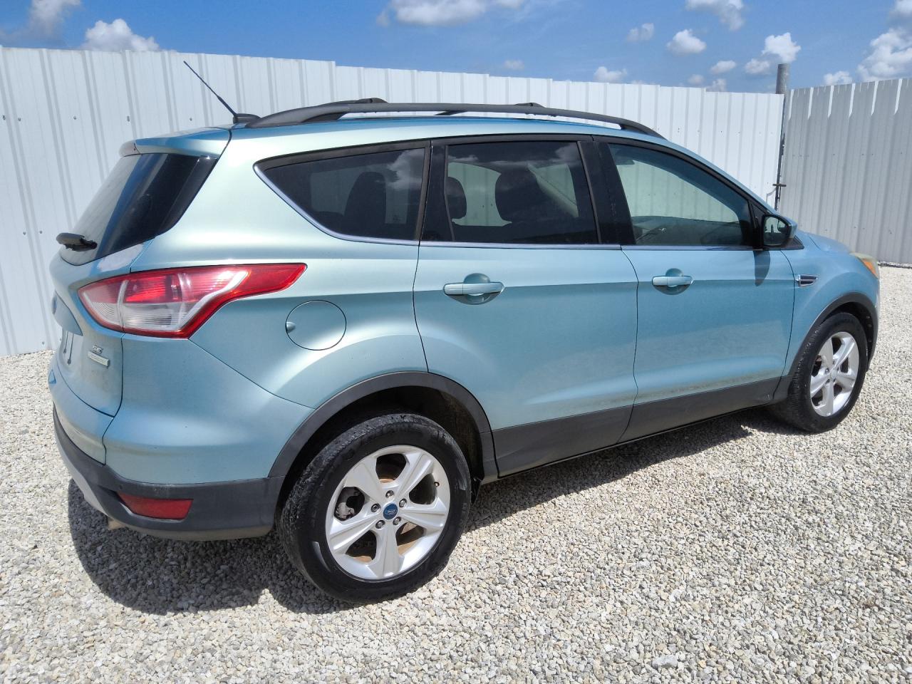 2013 Ford Escape Se Blue vin: 1FMCU0GX7DUA25718 Damage: Right Front Tire, Worn, Replacement Required