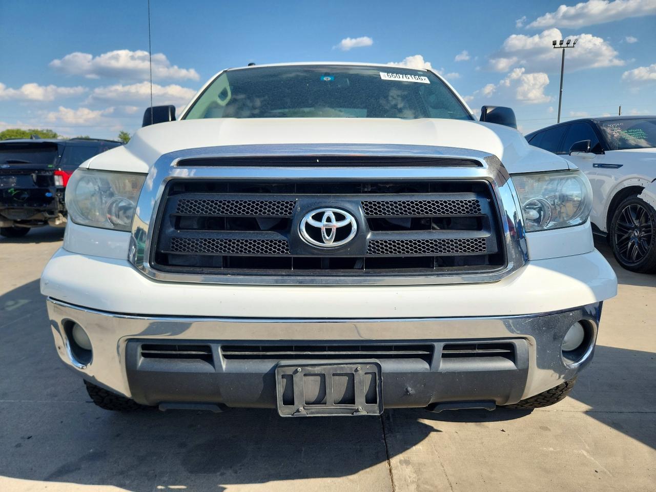 2012 Toyota Tundra Crewmax Sr5 Белый vin: 5TFDW5F17CX266690