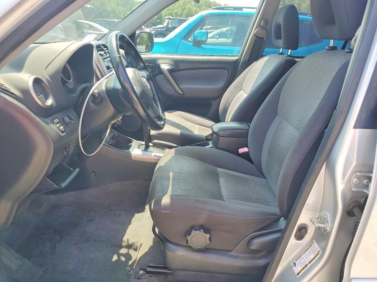2005 Toyota Rav4 Base Silver vin: JTEGD20V650049068