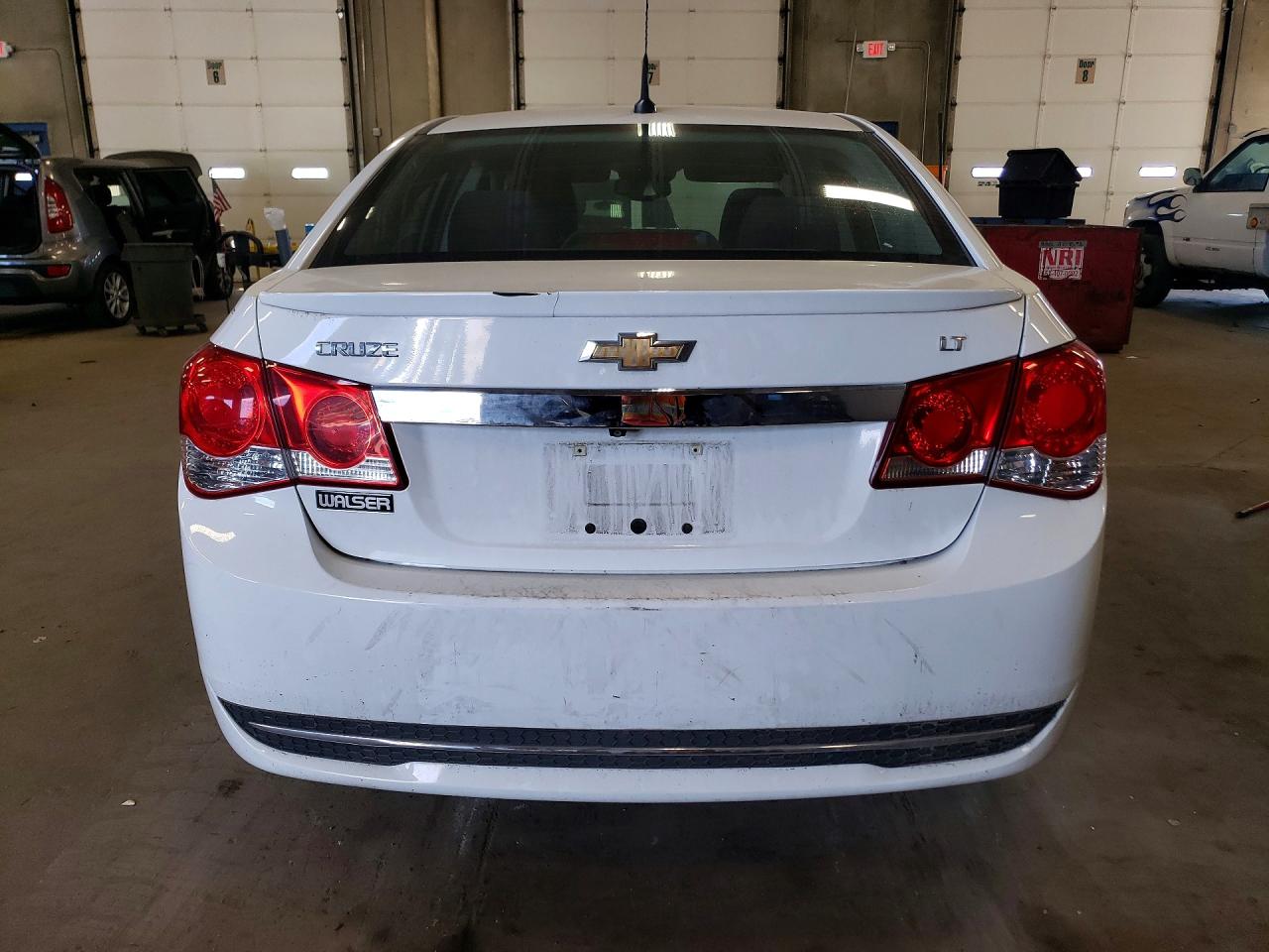 2014 Chevrolet Cruze Lt White vin: 1G1PC5SB8E7452688