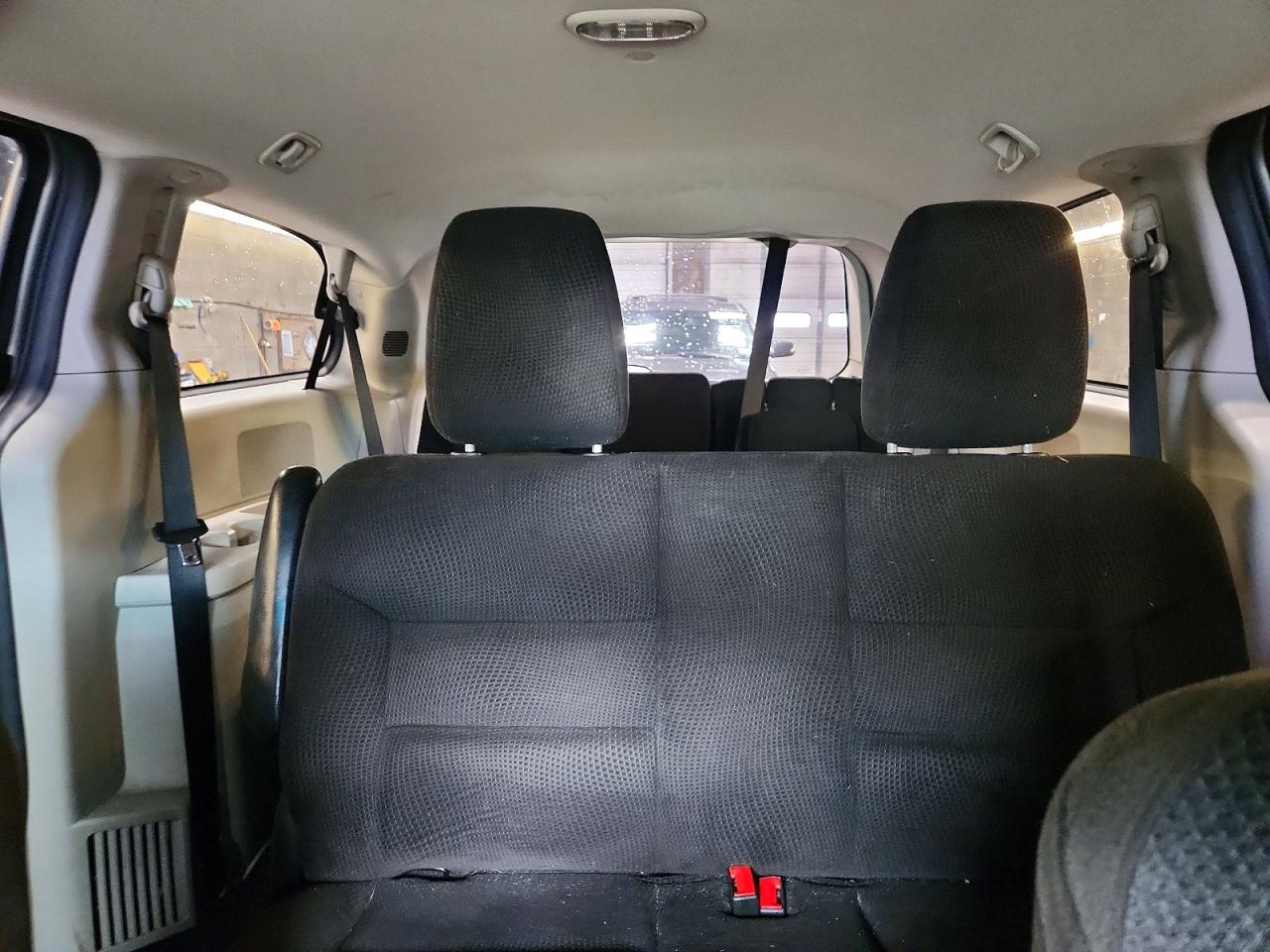 2014 Dodge Grand Caravan Se Silver vin: 2C4RDGBG2ER248178