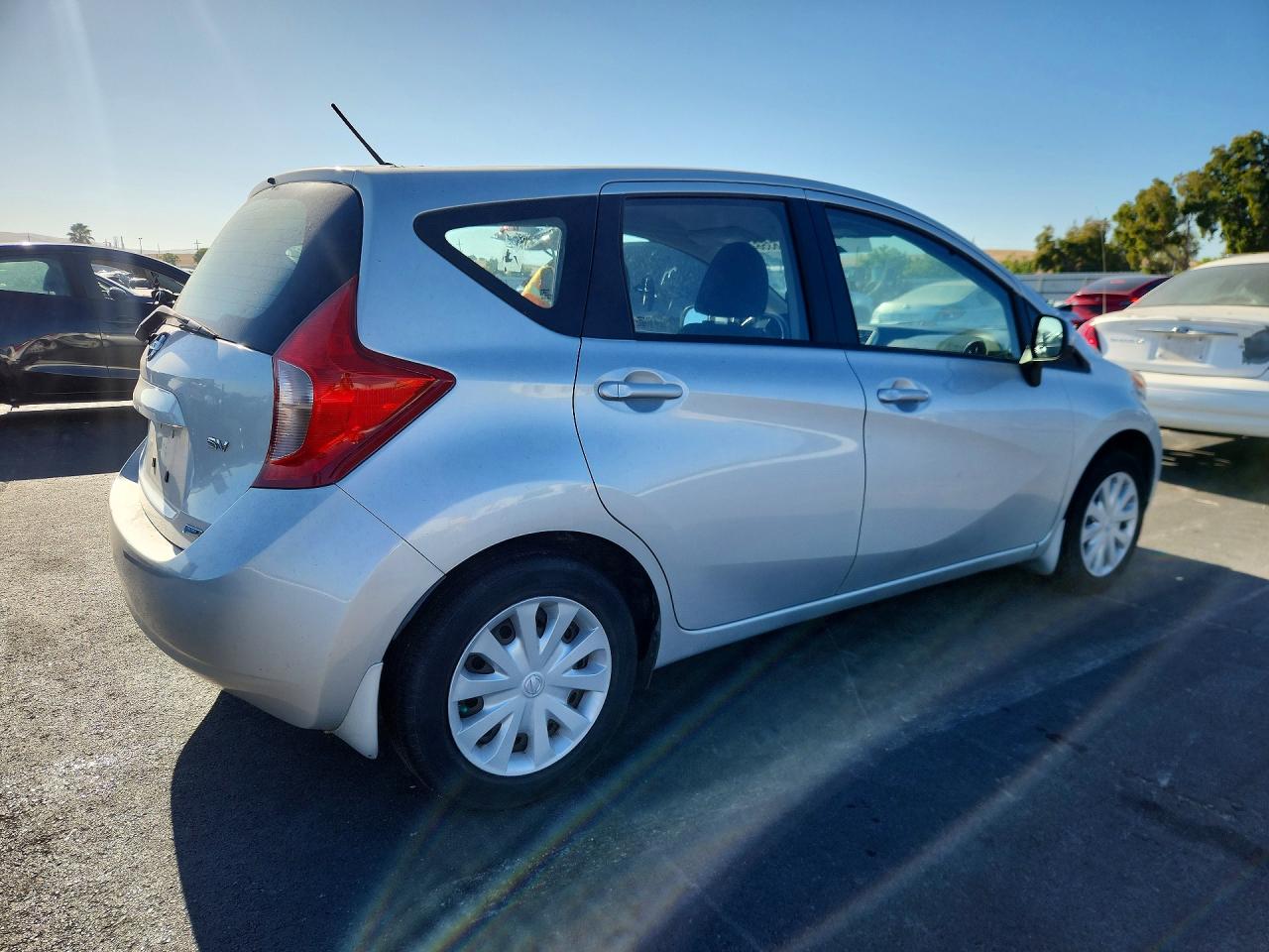 2014 Nissan Versa Note Sv Silver vin: 3N1CE2CP5EL386270