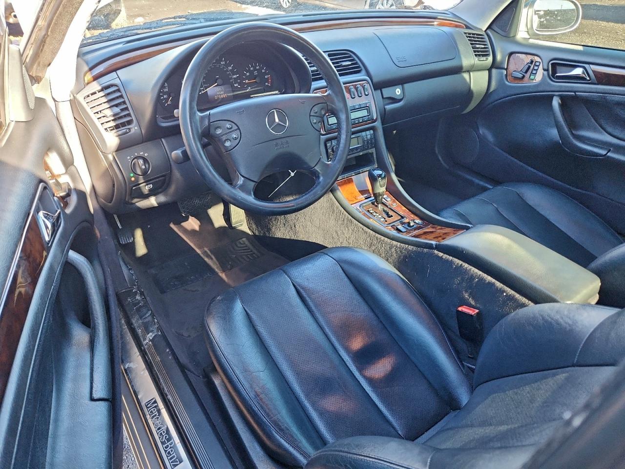 2002 Mercedes-benz Clk 320 Silver vin: WDBLJ65GX2T120827