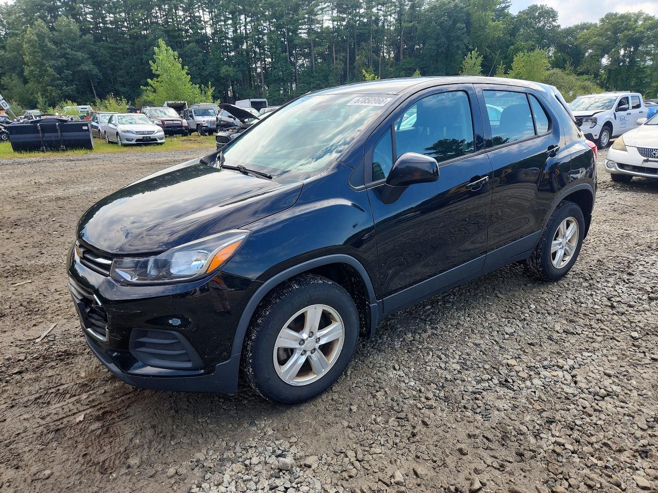 2018 Chevrolet Trax Ls Черный vin: 3GNCJNSB3JL330989