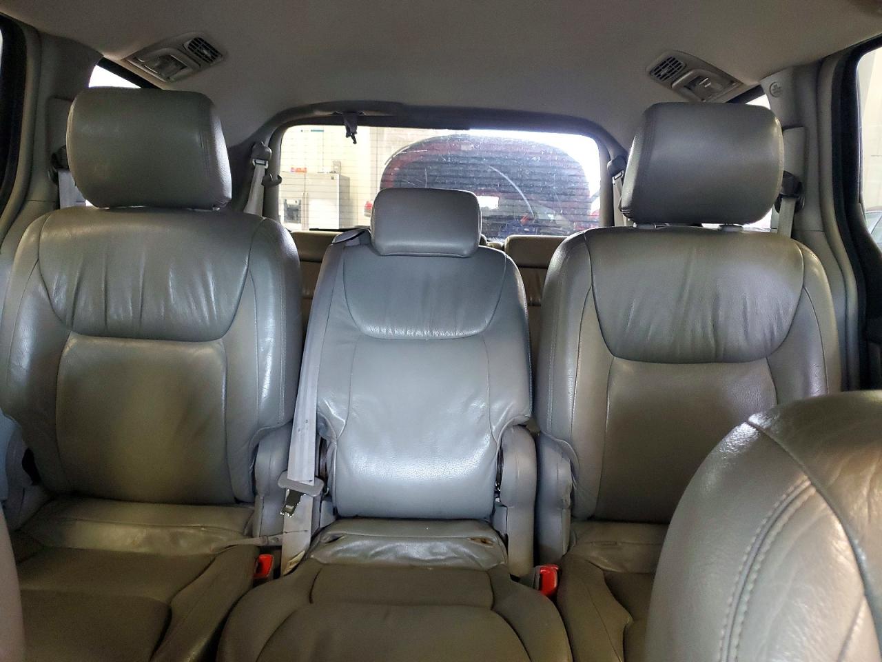 2006 Toyota Sienna Le 8 Passenger Blue vin: 5TDZA23C96S561941