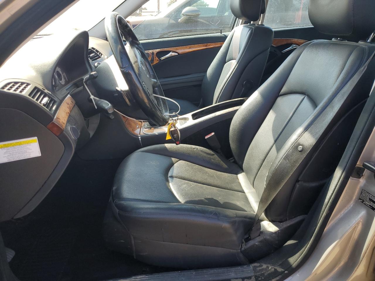 2009 Mercedes-benz E 350   Серый vin: WDBUF56XX9B390719