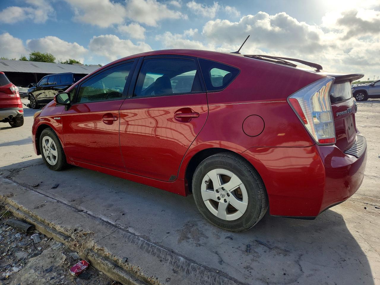 2010 Toyota Prius Iii Red vin: JTDKN3DU1A0115667
