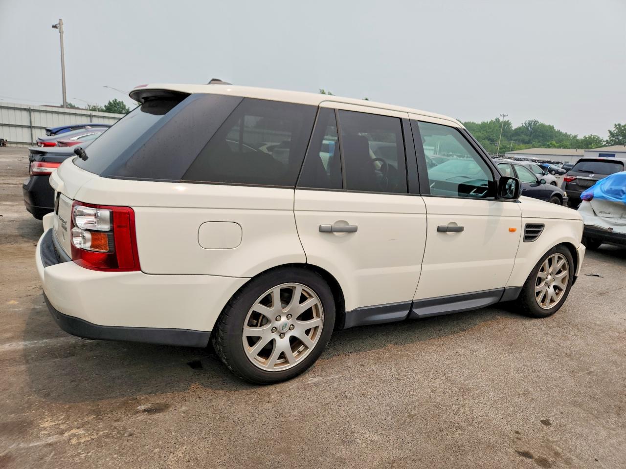 2008 Land Rover Range Rover Sport Hse White vin: SALSK25458A175658
