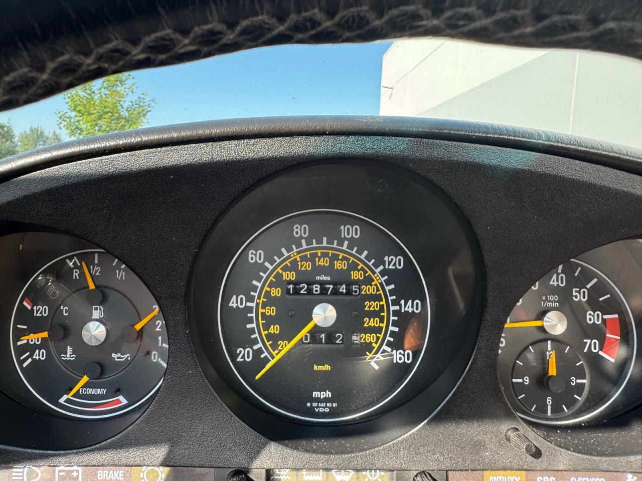 1987 Mercedes-benz 560 Sl Red vin: WDBBA48D3HA064333