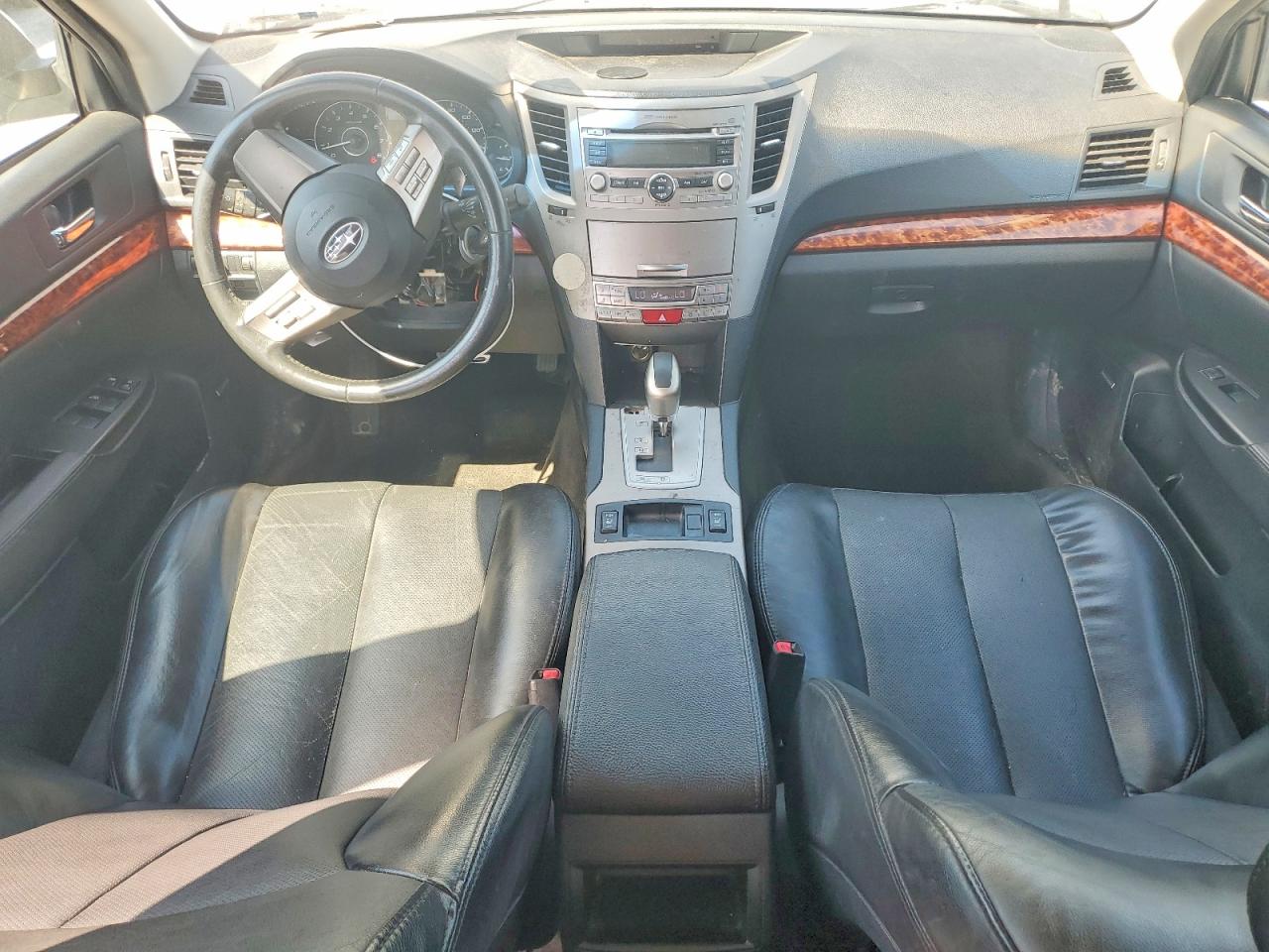 2011 Subaru Outback 2.5i Limited Silver vin: 4S4BRBKC1B3423961
