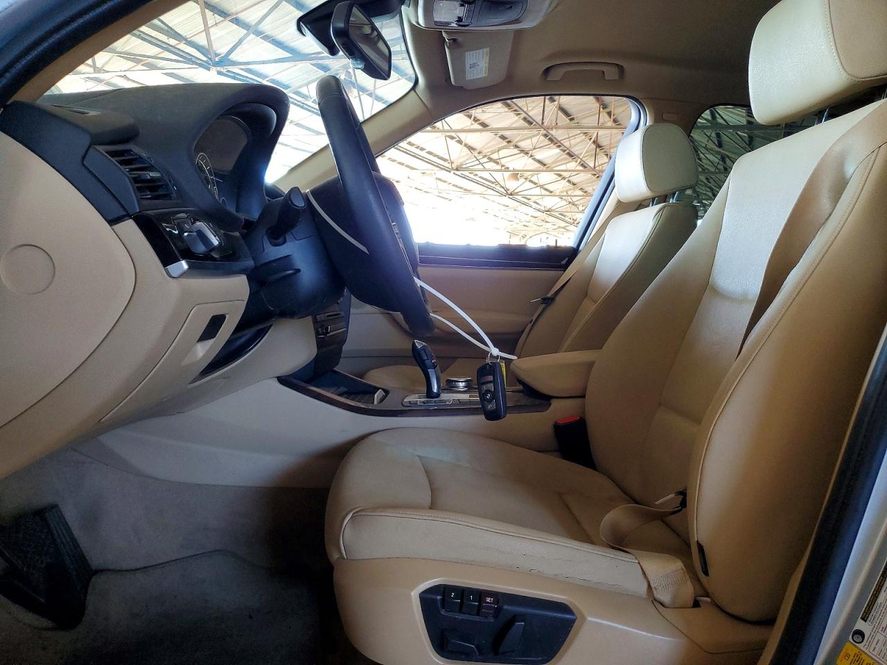 2015 Bmw X3 Xdrive28d Серебряный vin: 5UXWY3C50F0E96634