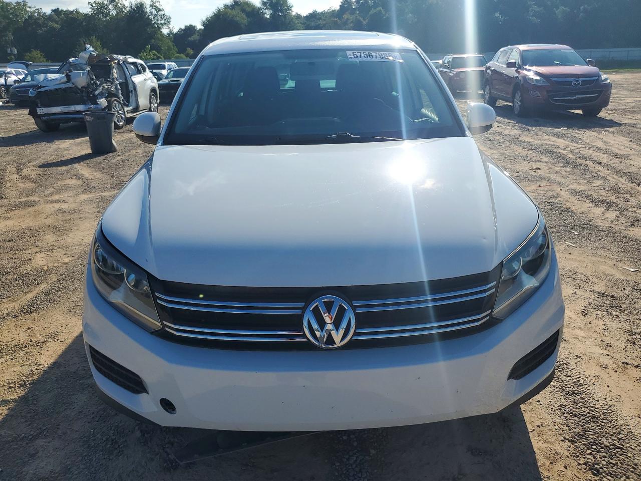 2013 Volkswagen Tiguan S White vin: WVGAV3AXXDW566460