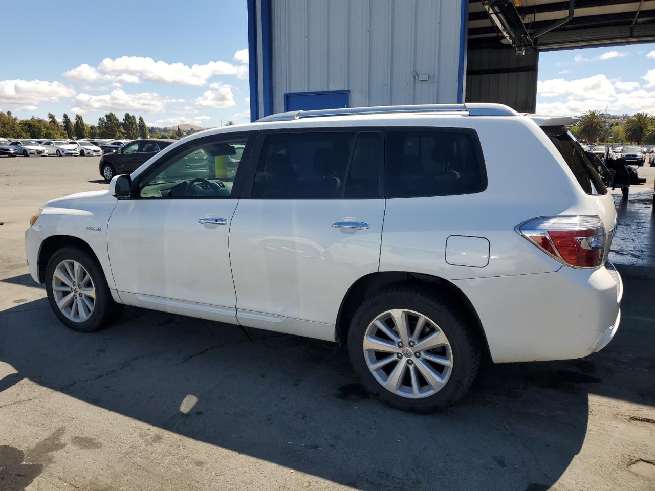 2009 Toyota Highlander Hybrid White vin: JTEEW41A092036691