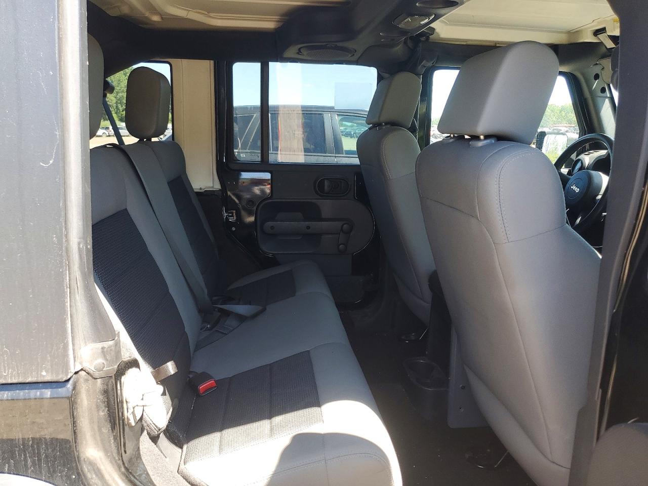 2009 Jeep Wrangler Unlimited X Black vin: 1J4GA391X9L705922