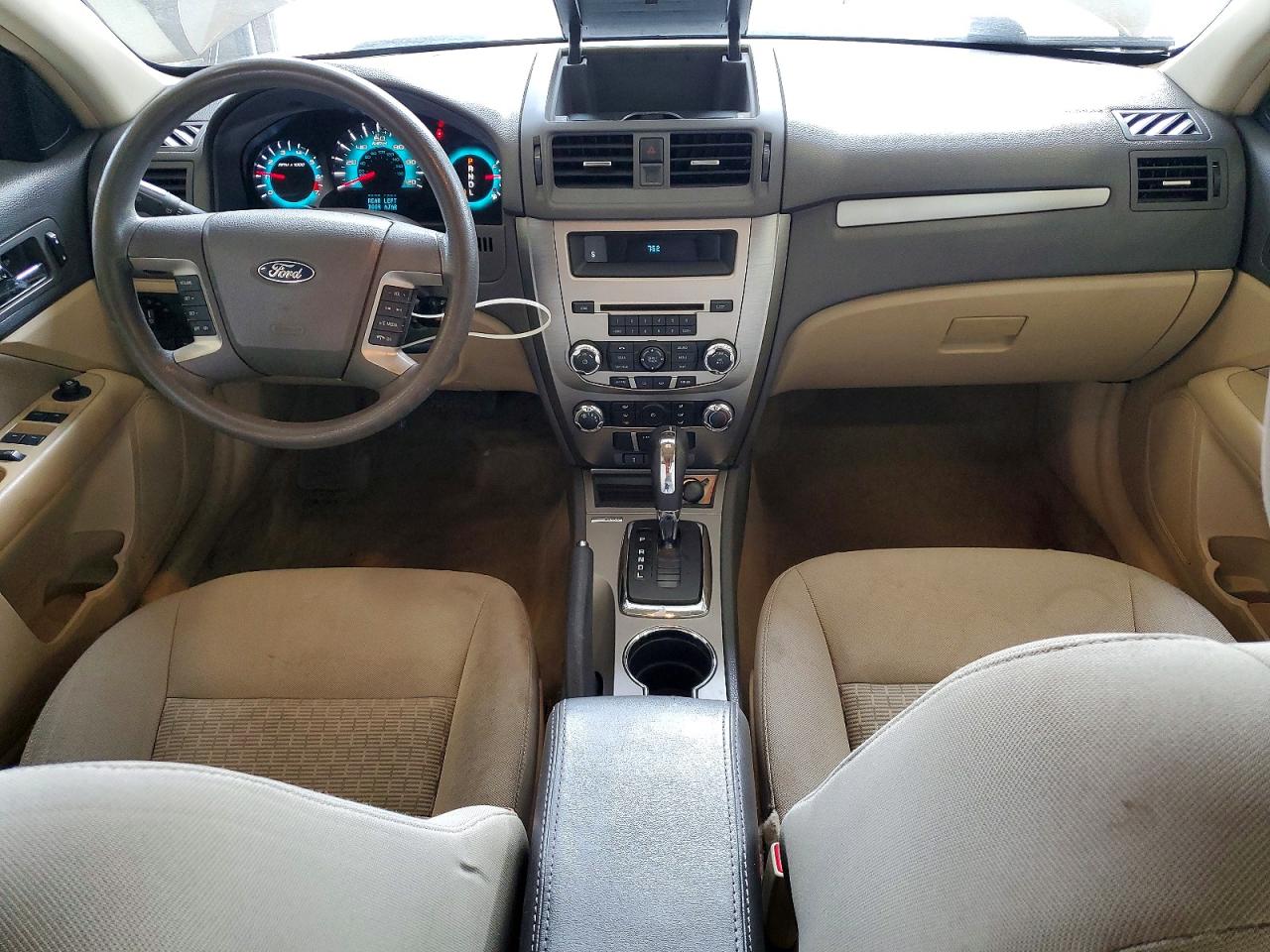 2010 Ford Fusion Se Серый vin: 3FAHP0HA2AR145074