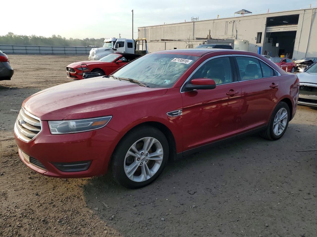 2015 Ford Taurus Sel Red vin: 1FAHP2H86FG169479