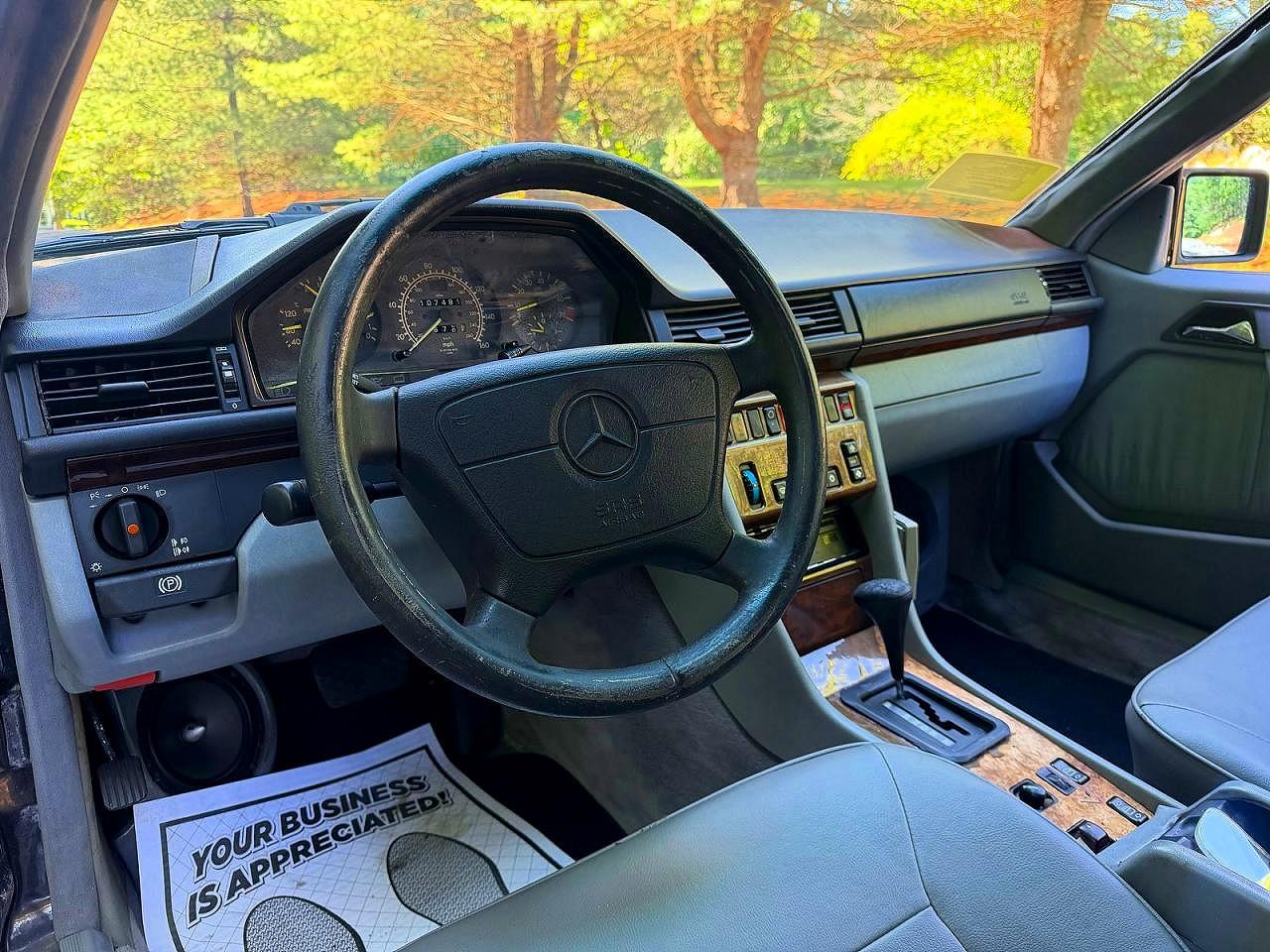 1993 Mercedes-benz 300 Cecv Черный vin: WDBEA66E7PB922559