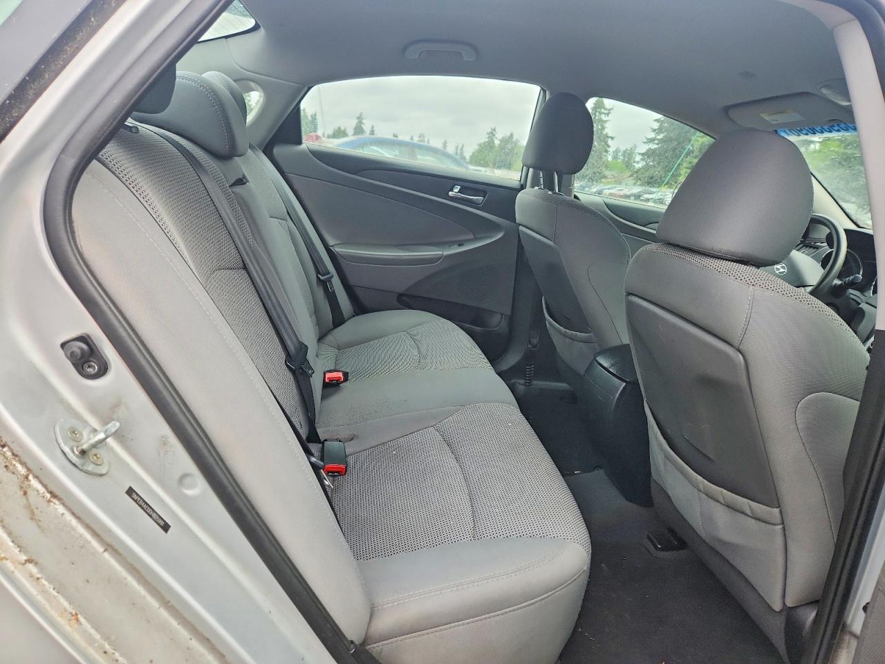 2013 Hyundai Sonata Gls Silver vin: 5NPEB4AC0DH805991
