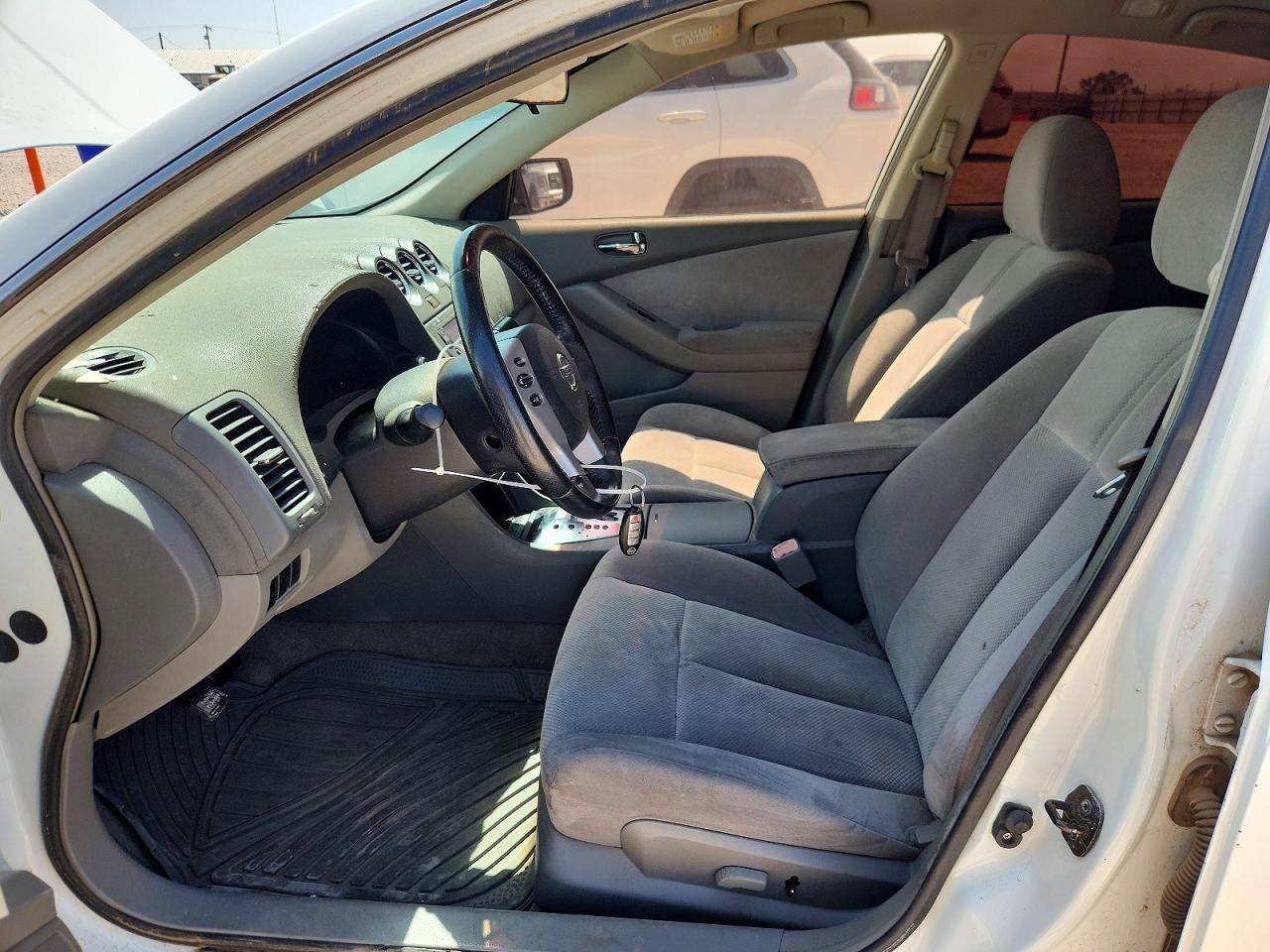 2009 Nissan Altima 2.5 White vin: 1N4AL21E39N439328
