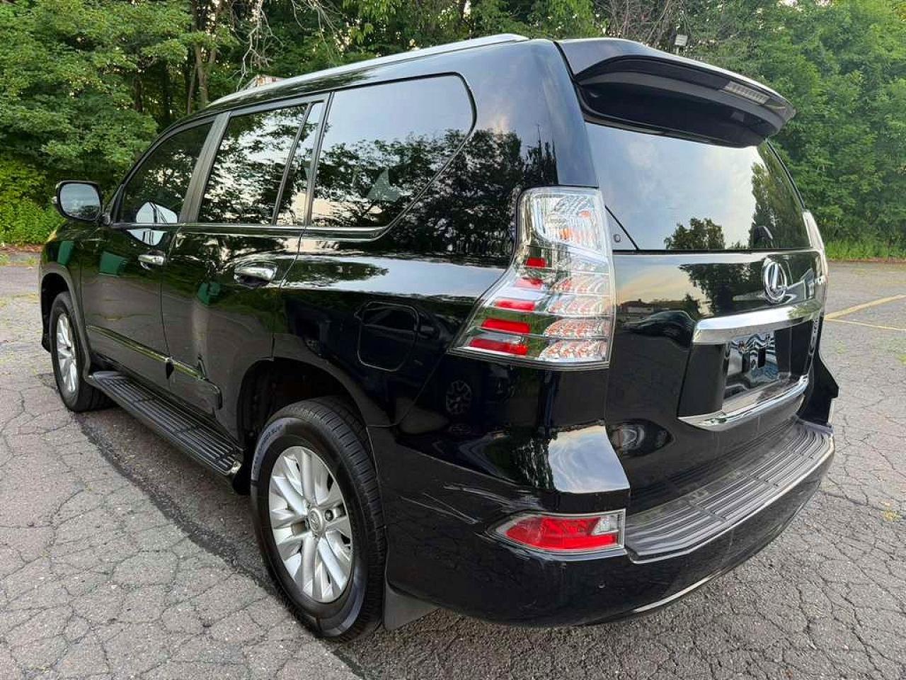 2015 Lexus Gx 460 White vin: JTJBM7FXXF5112727