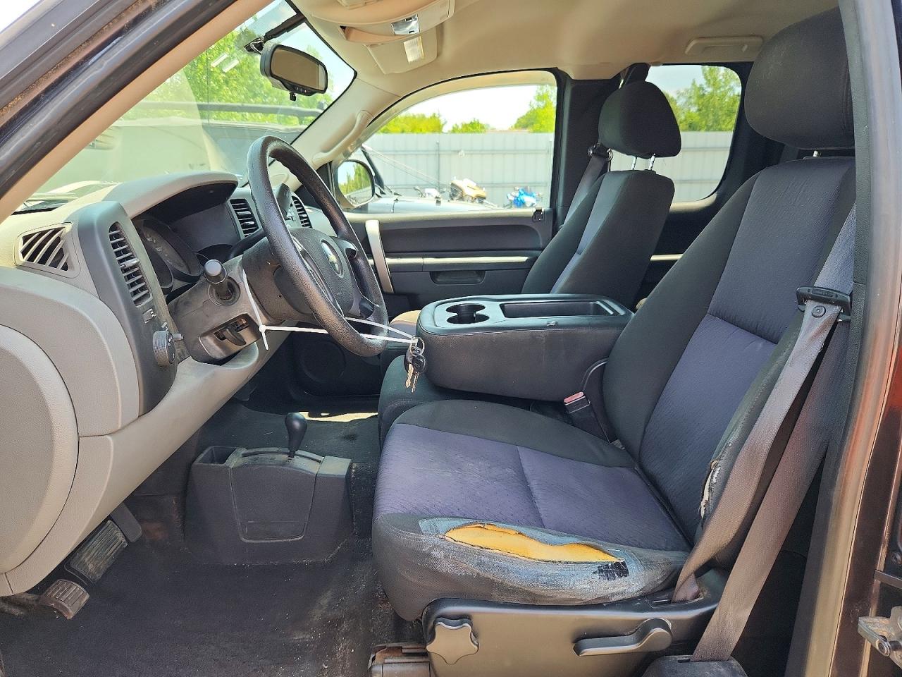2010 Chevrolet Silverado K1500 Ls Gray vin: 1GCSKREA6AZ112758
