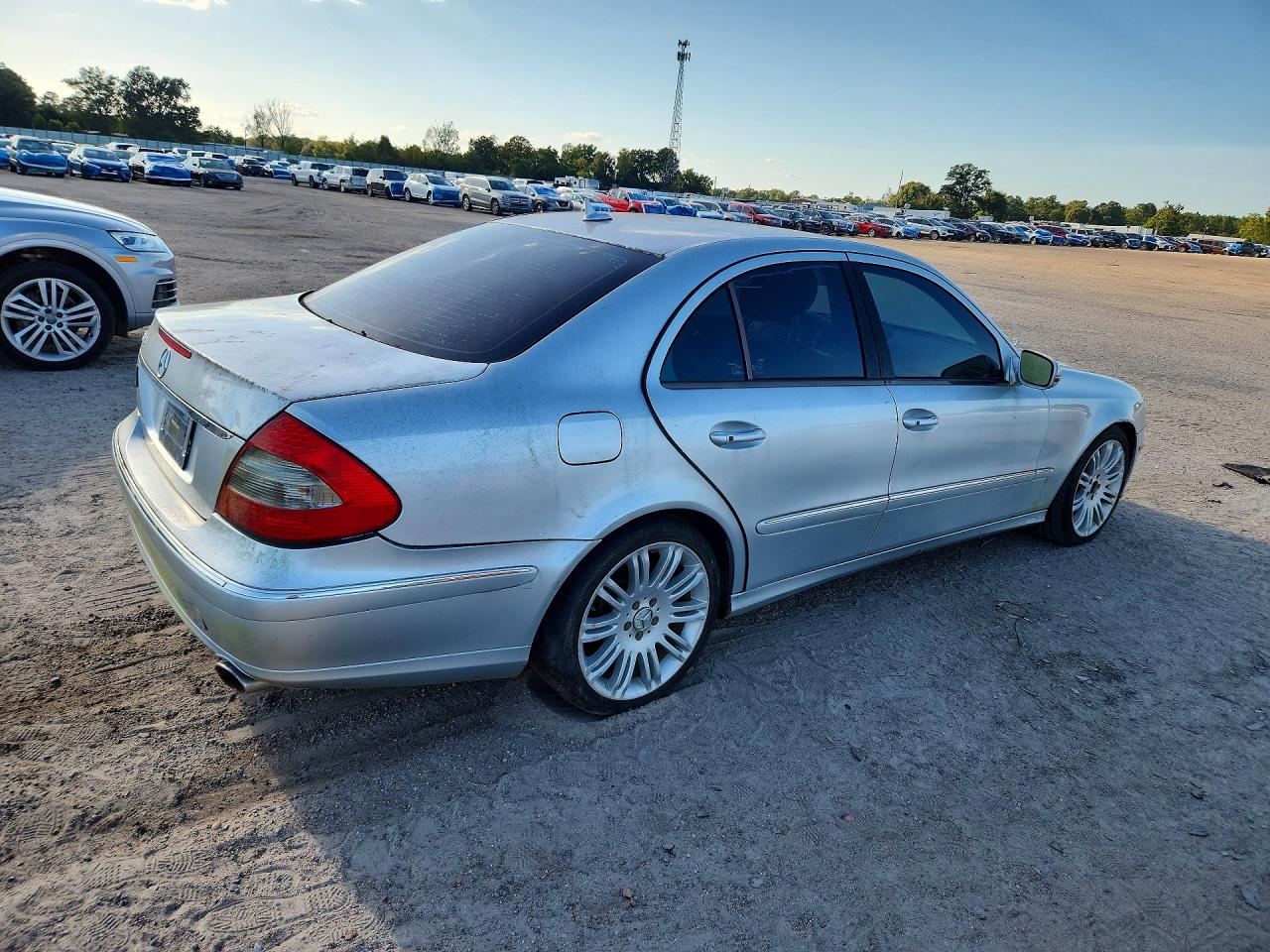 2007 Mercedes-benz E 350 Silver vin: WDBUF56XX7B153855