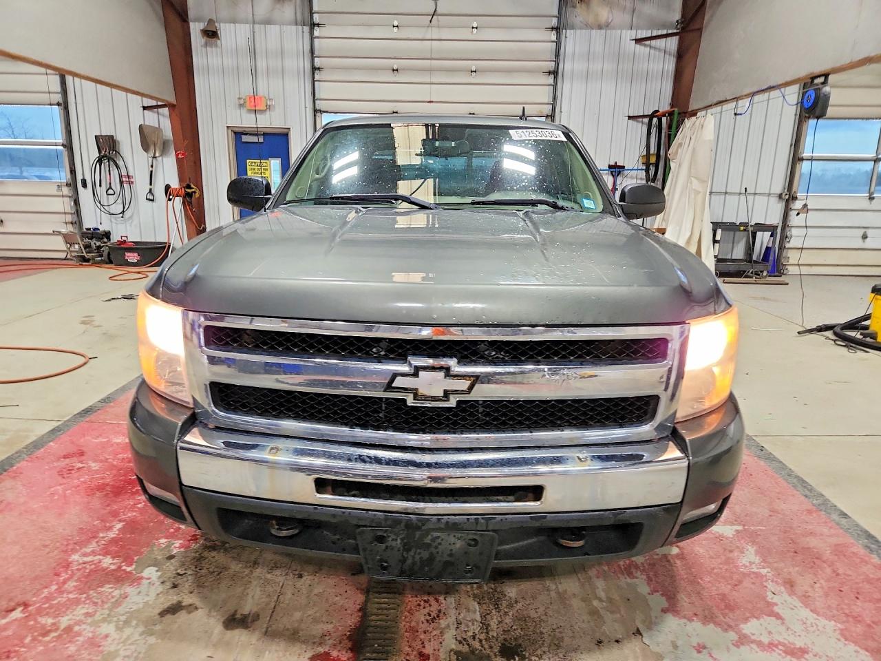 2011 Chevrolet Silverado K1500 Lt Gray vin: 3GCPKSE38BG228284
