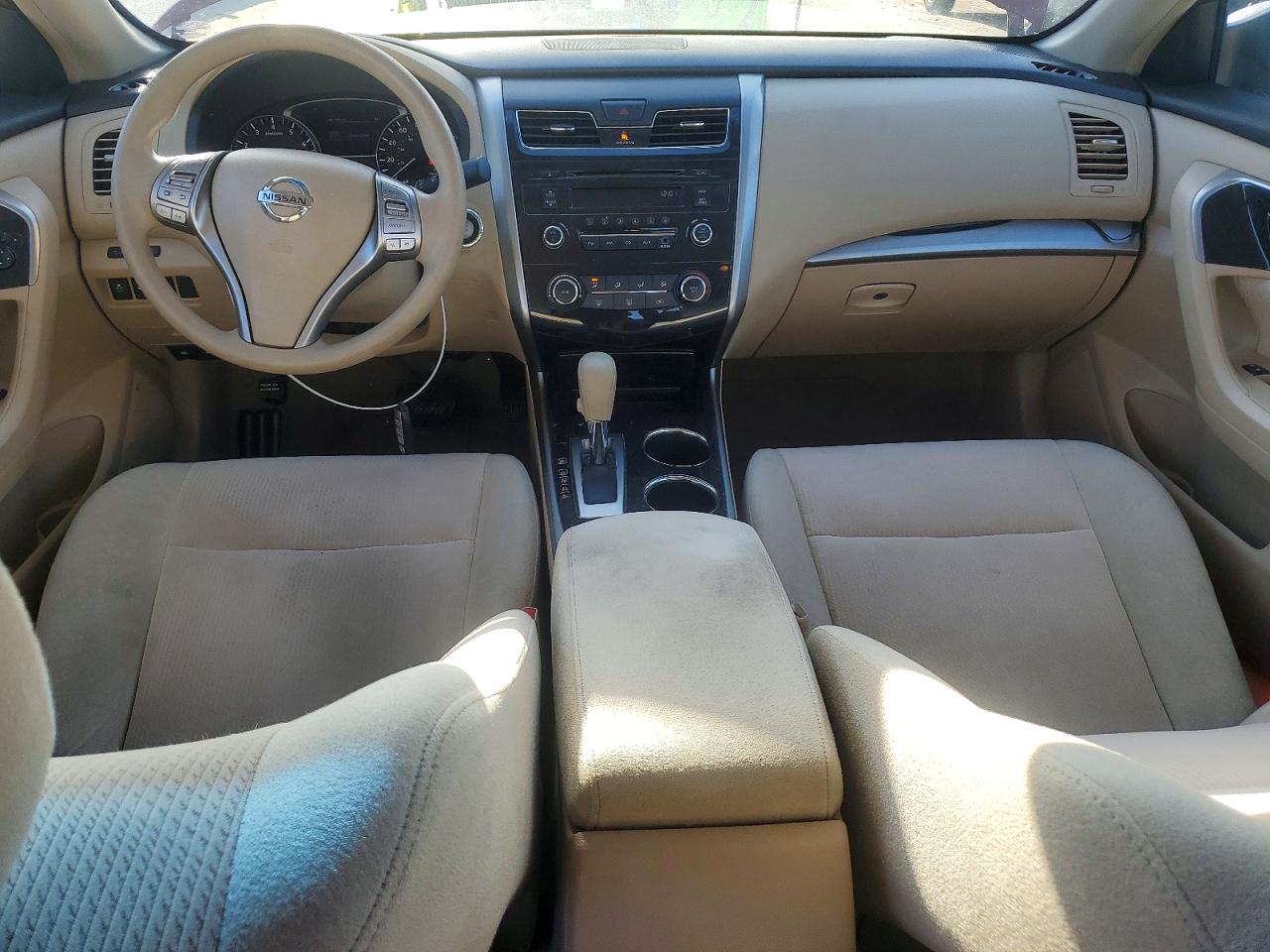 2013 Nissan Altima 2.5 Red vin: 1N4AL3AP6DC122042
