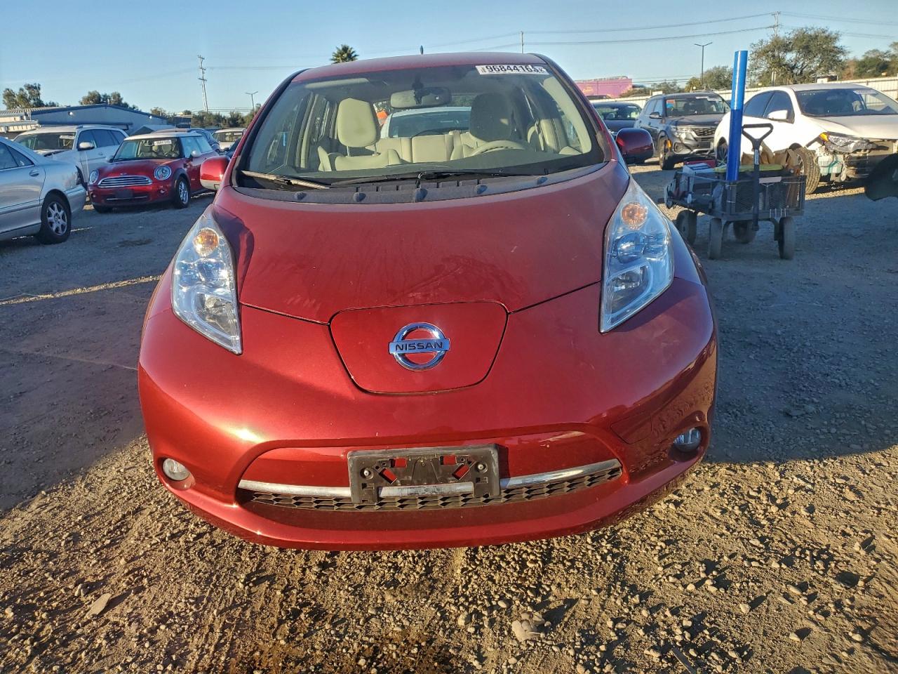 2011 Nissan Leaf Sv Красный vin: JN1AZ0CP7BT003422