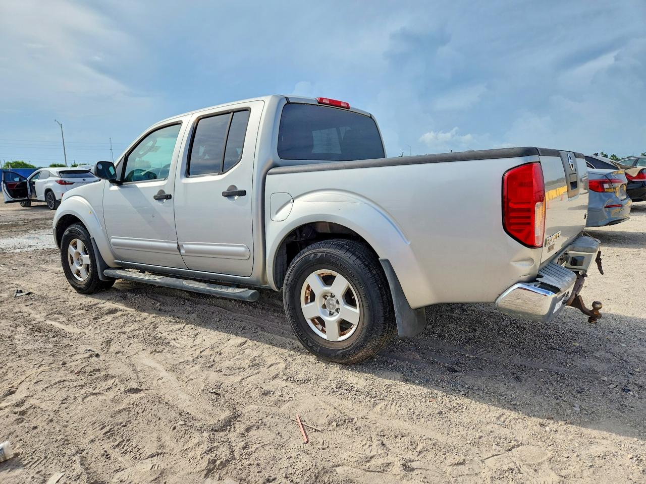 2006 Nissan Frontier Se Silver vin: 1N6AD07U76C430002