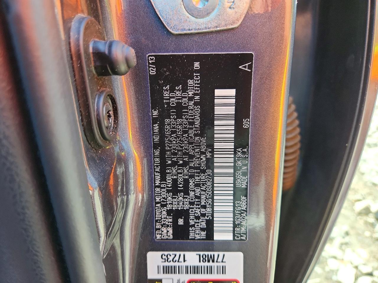 2013 Toyota Sequoia Sr5 Gray vin: 5TDBY5G15DS082730