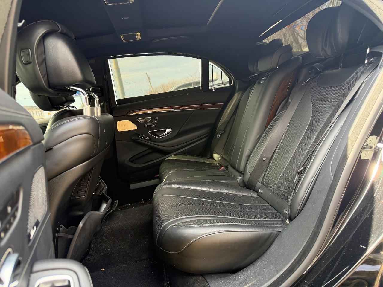 2015 Mercedes-benz S 550 4matic Black vin: WDDUG8FBXFA119655