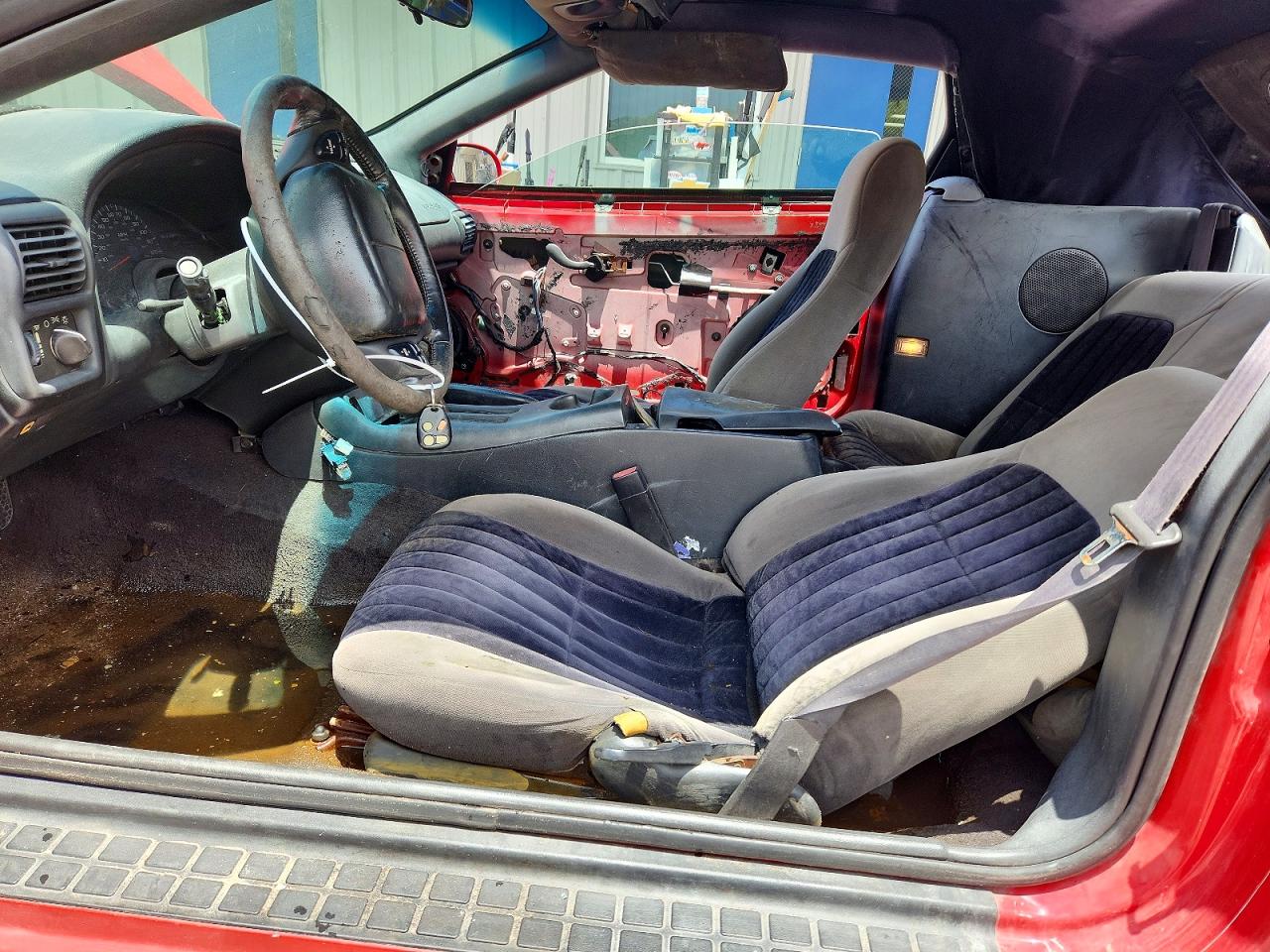 2001 Chevrolet Camaro Красный vin: 2G1FP32K212127069