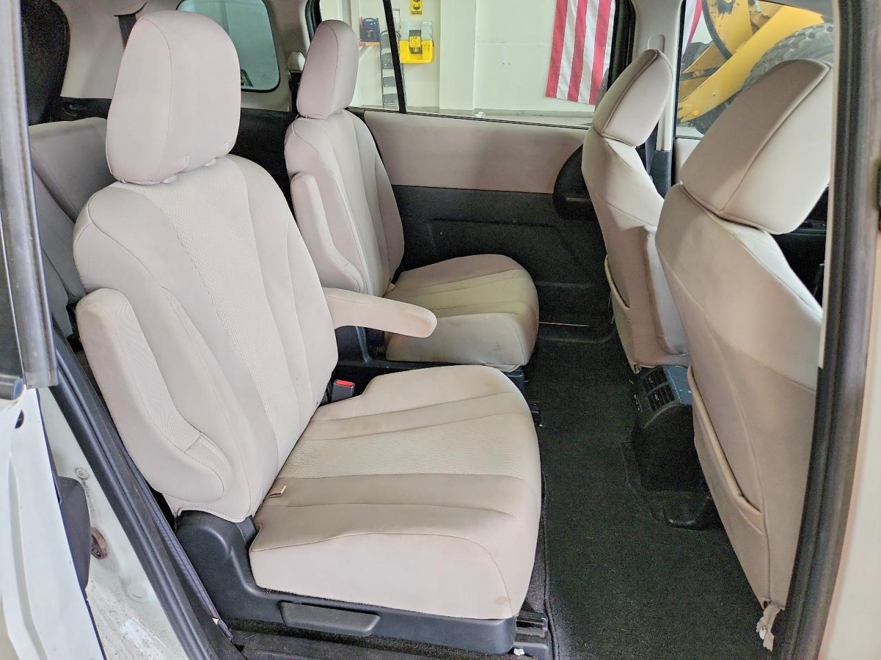 2014 Mazda 5 Touring White vin: JM1CW2CL6E0166818