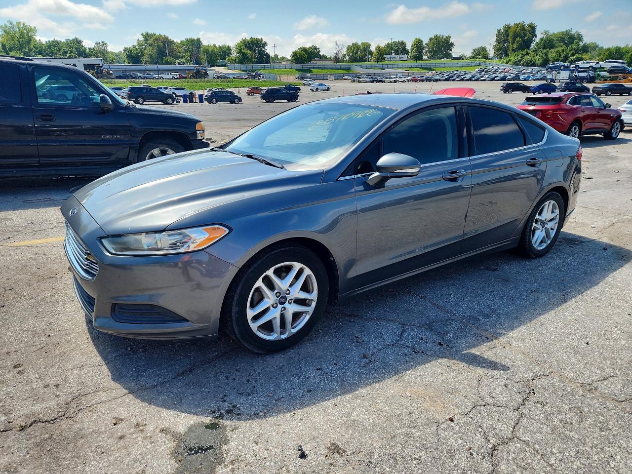 2014 Ford Fusion Se Серый vin: 1FA6P0H79E5388627
