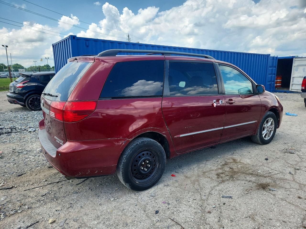 2005 Toyota Sienna Xle Limited 7 Passenger Red vin: 5TDBA22C95S044706