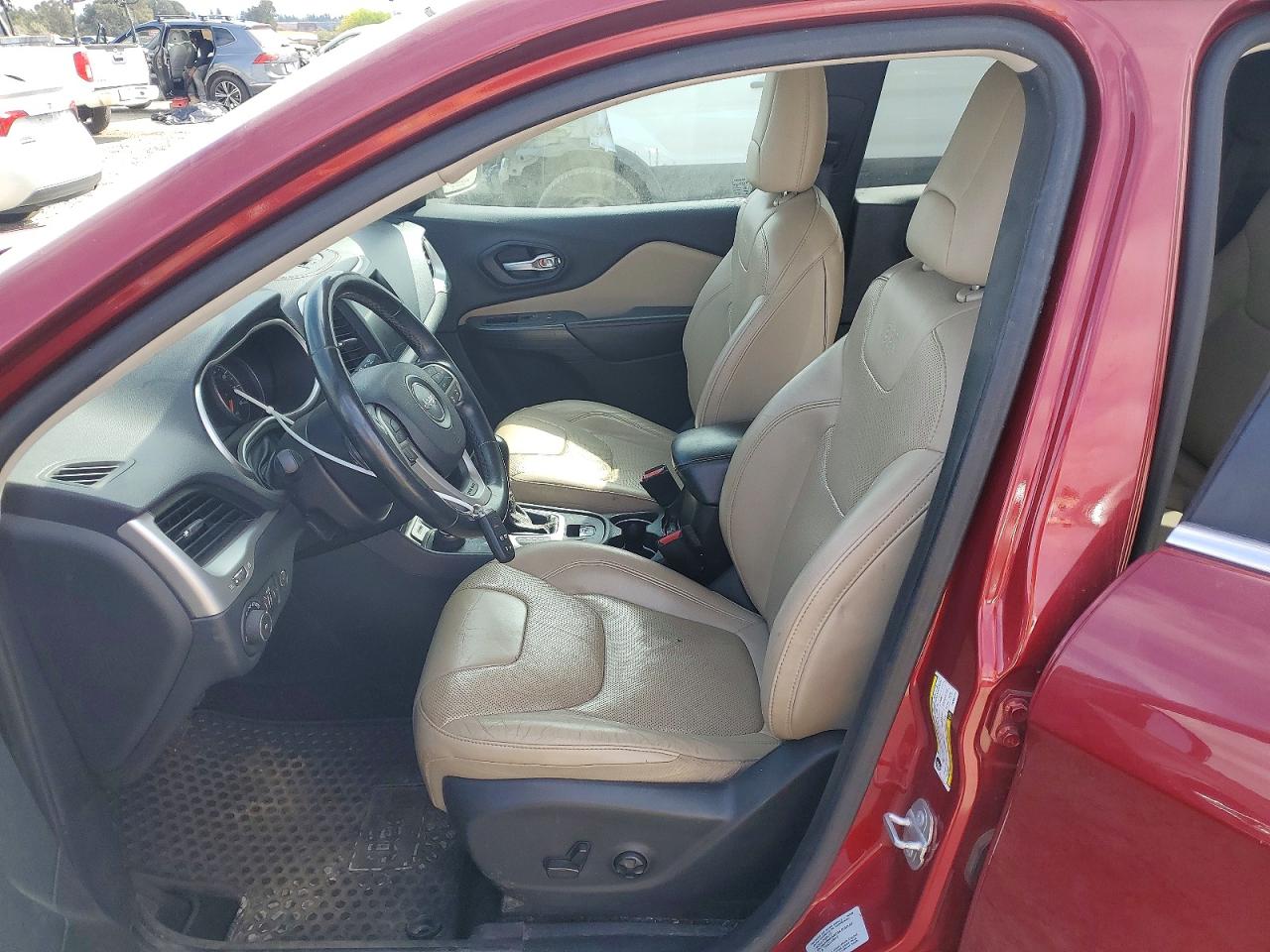 2015 Jeep Cherokee Limited Red vin: 1C4PJMDS1FW682777