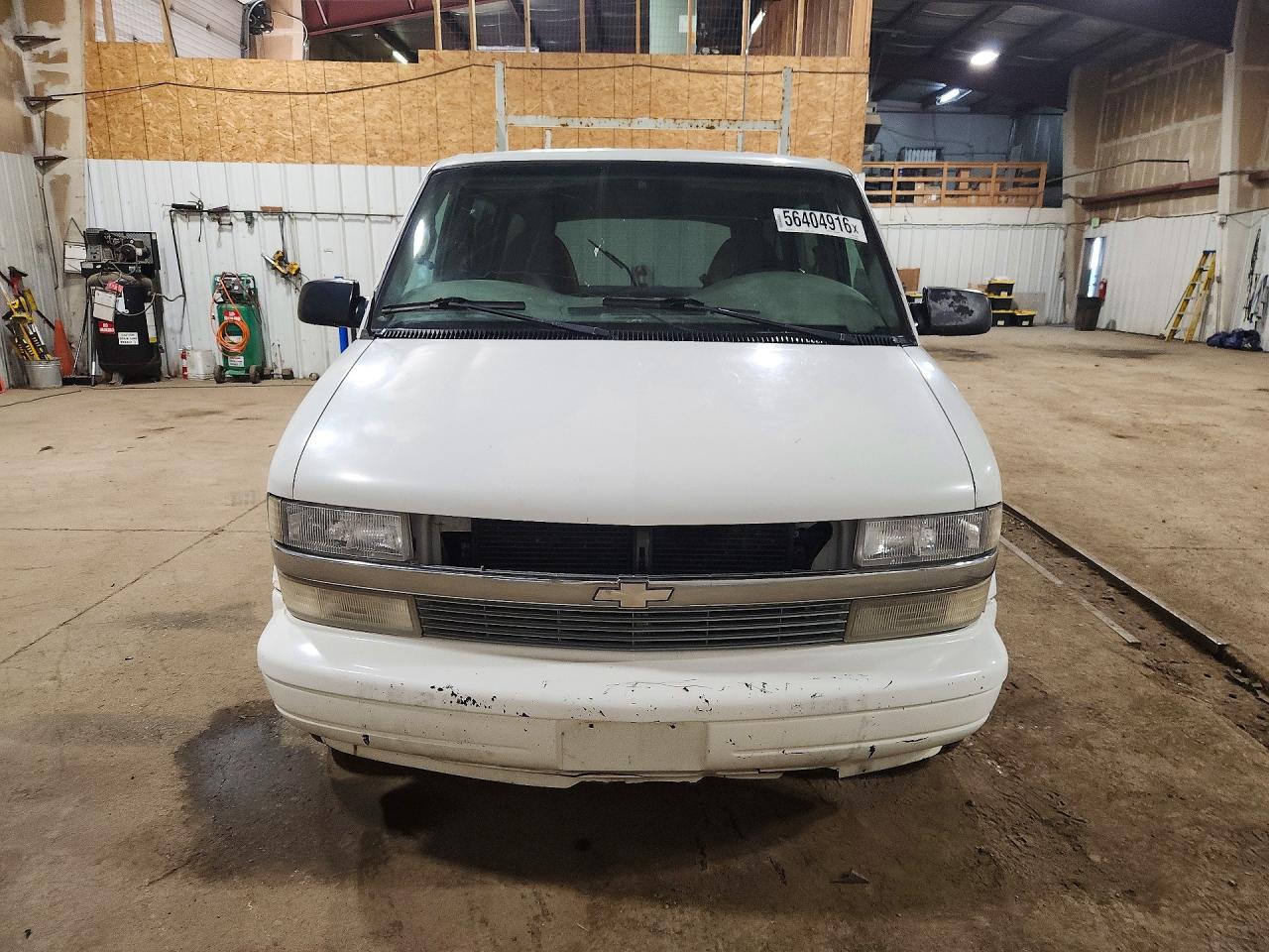 2001 Chevrolet Astro Белый vin: 1GNEL19W41B126899