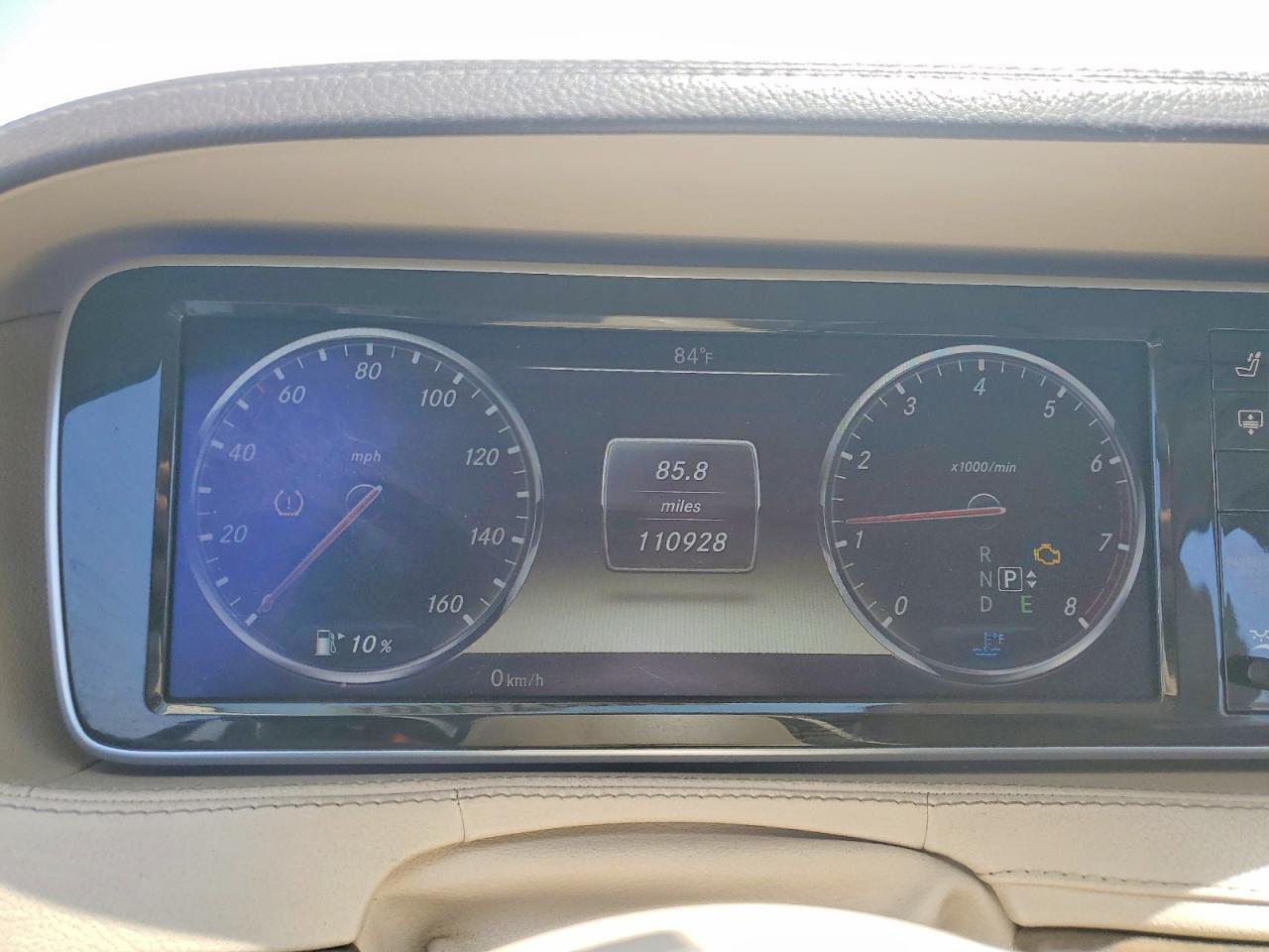 2014 Mercedes-benz S 550 4matic White vin: WDDUG8FB0EA048447