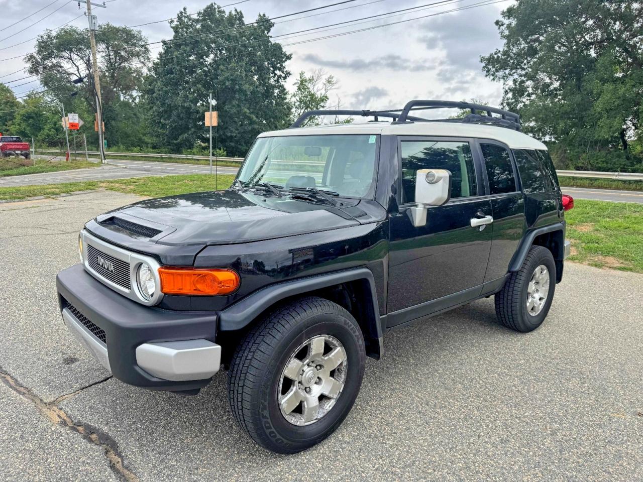 2008 Toyota Fj Cruiser Base Black vin: JTEBU11F58K032394
