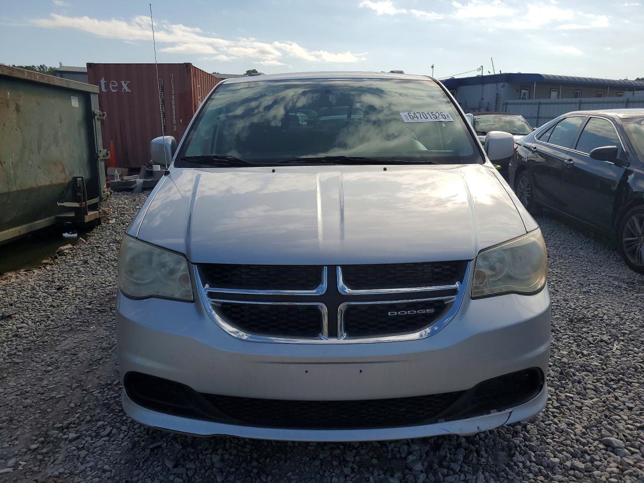2011 Dodge Grand Caravan Mainstreet Silver vin: 2D4RN3DG6BR728645