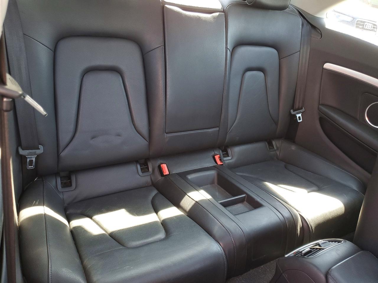 2011 Audi A5 Premium Plus Черный vin: WAULFAFRXBA081297